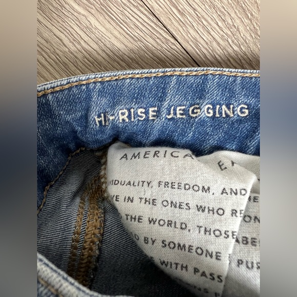 American Eagle Next Level Stretch Hi Rise Jeggings Distressed Size 0 Reg… - Picture 7 of 9